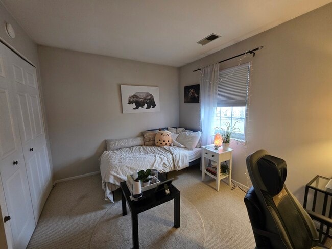 Building Photo - 2791 Green Bridge Ct