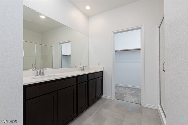 Building Photo - 2532 Vittora Pointe St