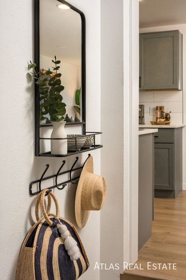 Building Photo - 5210 Quay St