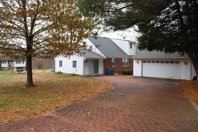 Building Photo - 1104 Wild Orchid Dr