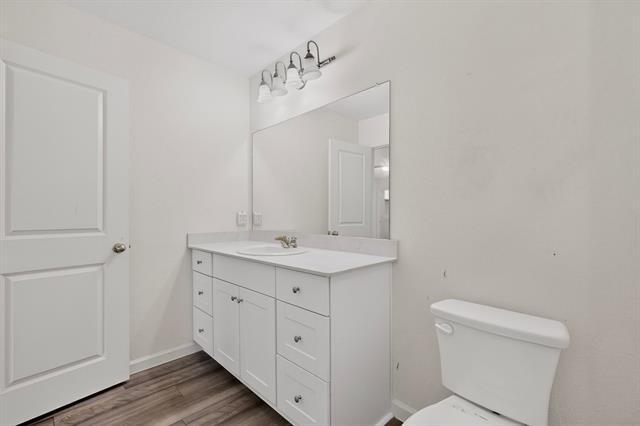 Building Photo - 702 Camden Dr