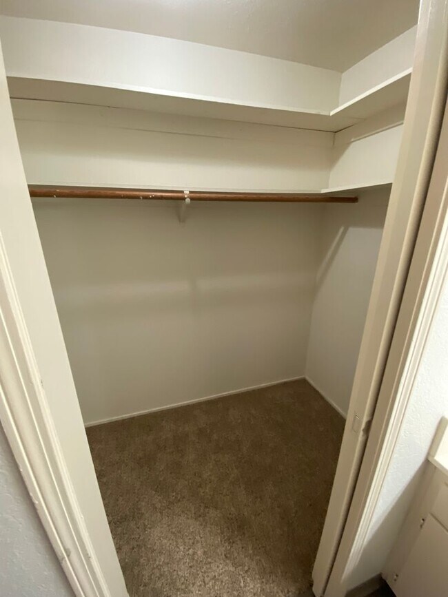 Building Photo - Charming Home for rent in Exeter, Ca