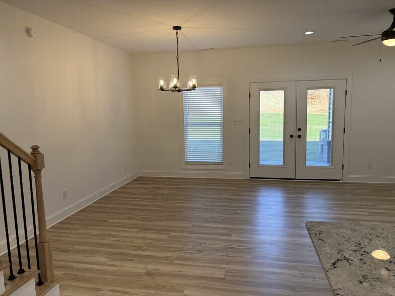 Dining Area - 74 Luke Ct