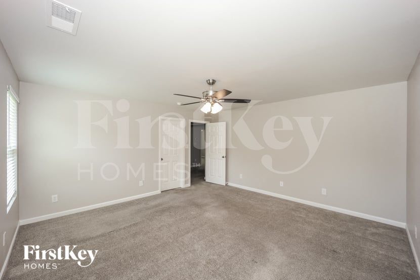 Building Photo - 59 Hill Top Circle