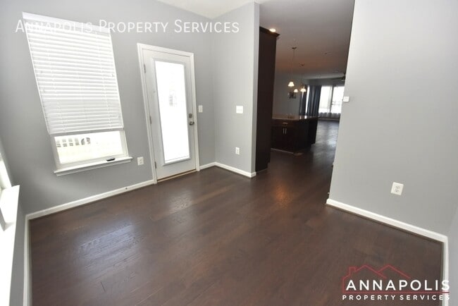 Building Photo - 7736 Cresap Ln