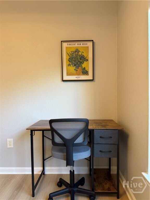 Building Photo - 211 North Ave