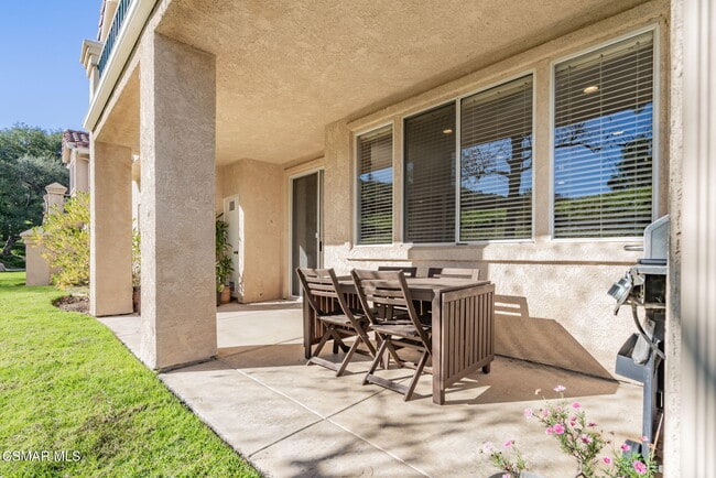 Building Photo - 264 Ridgeton Ln