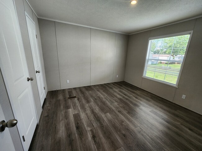 Building Photo - 45 E Arizona