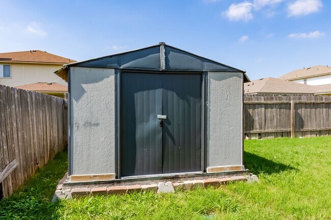 Building Photo - 4906 Causeway Ct