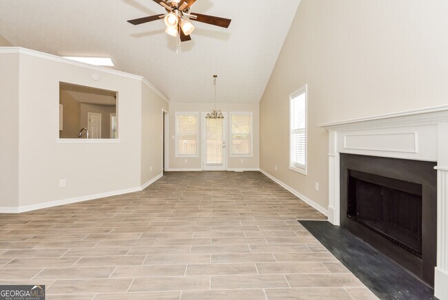 Building Photo - 54 Ann Cir