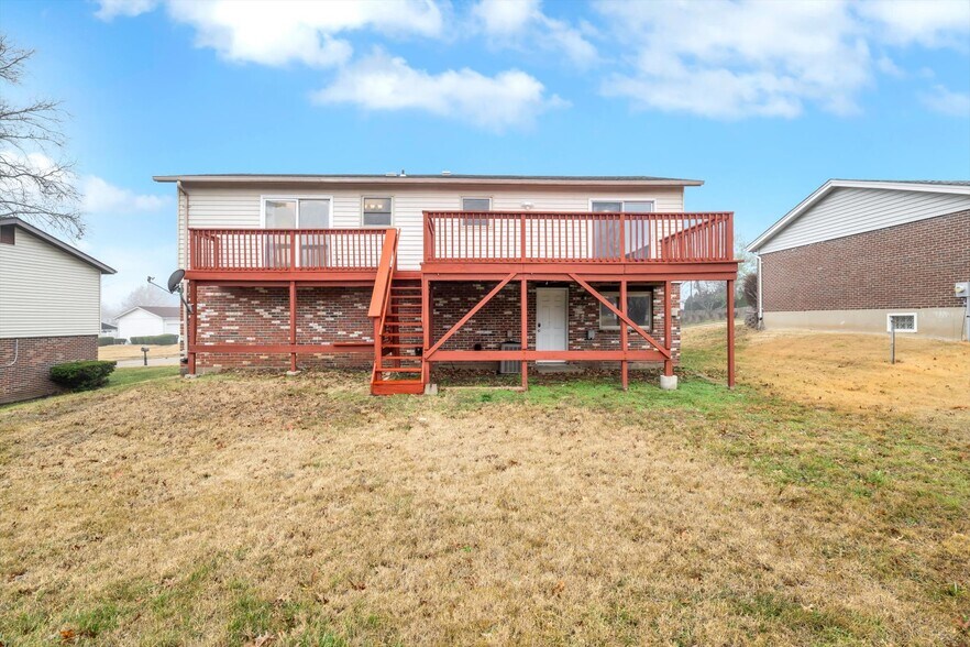 Building Photo - 2534 Millvalley Dr