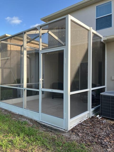 Building Photo - 15932 Stable Run Dr