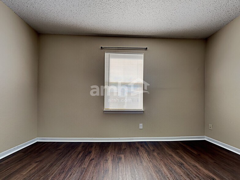 Building Photo - 356 Sunbeam Ln