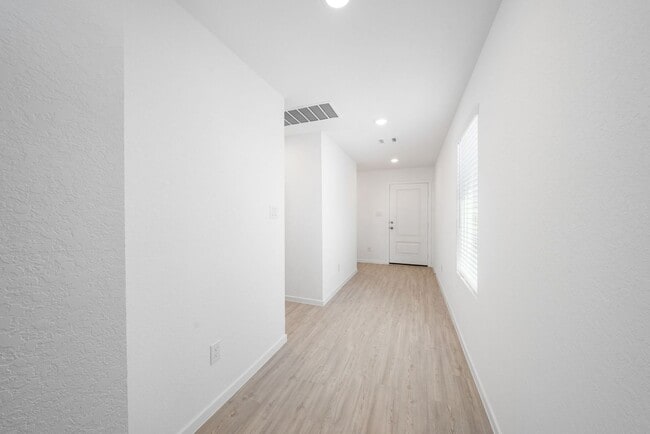 Building Photo - 3707 Moon Hl Rd