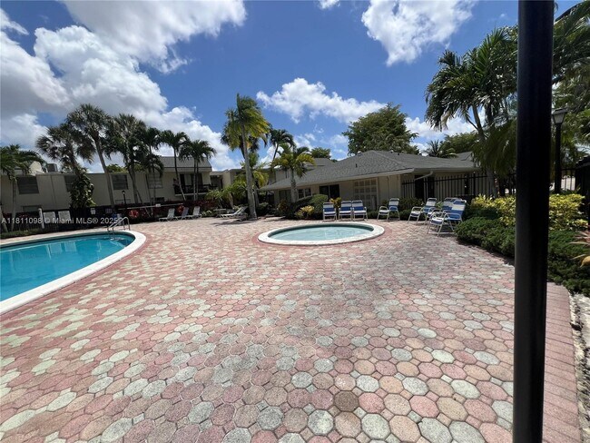 Building Photo - 8307 SW 142nd Ave