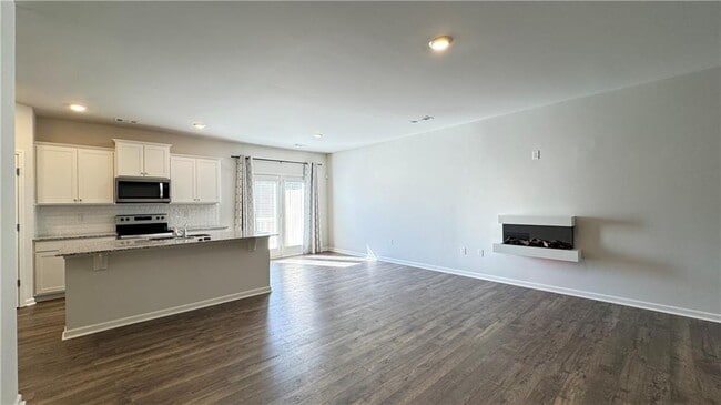 Building Photo - 100 Aspen Ct