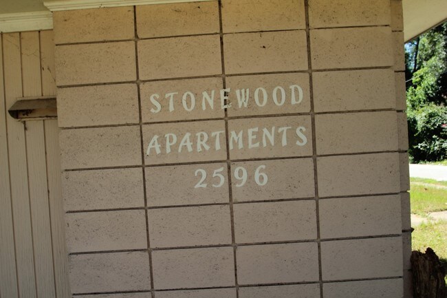 Building Photo - 2596 Wiggins St