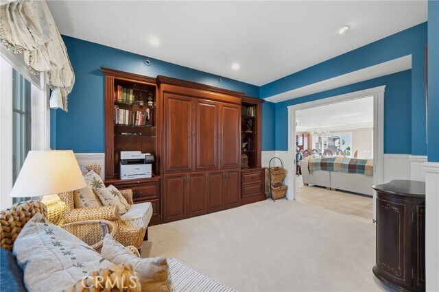 Building Photo - 5 Stickley Dr