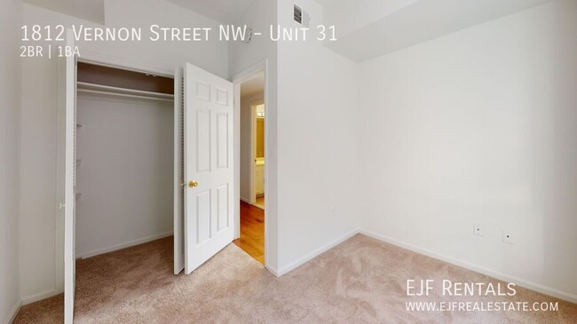 Building Photo - Dupont/U Street Corridor Two Bedroom In Fa...