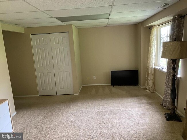 Building Photo - 17 Hidden Cove Ct