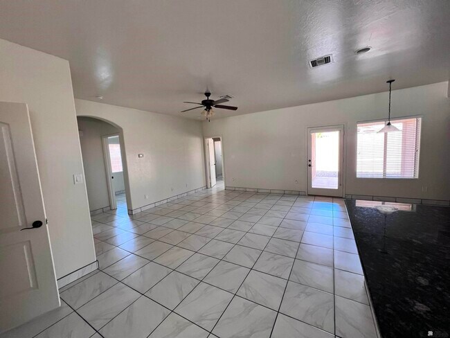 Building Photo - 4532 S Agave Ave