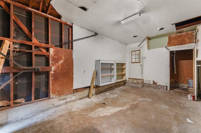 Building Photo - 3123 San Lucas Ave