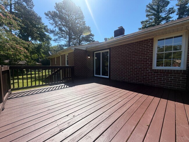 Building Photo - Beautiful Brick Rancher