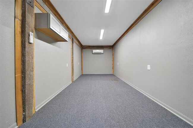 Building Photo - 34514 Michelle Dr