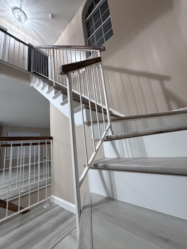 Building Photo - 708 Stony Brook Way