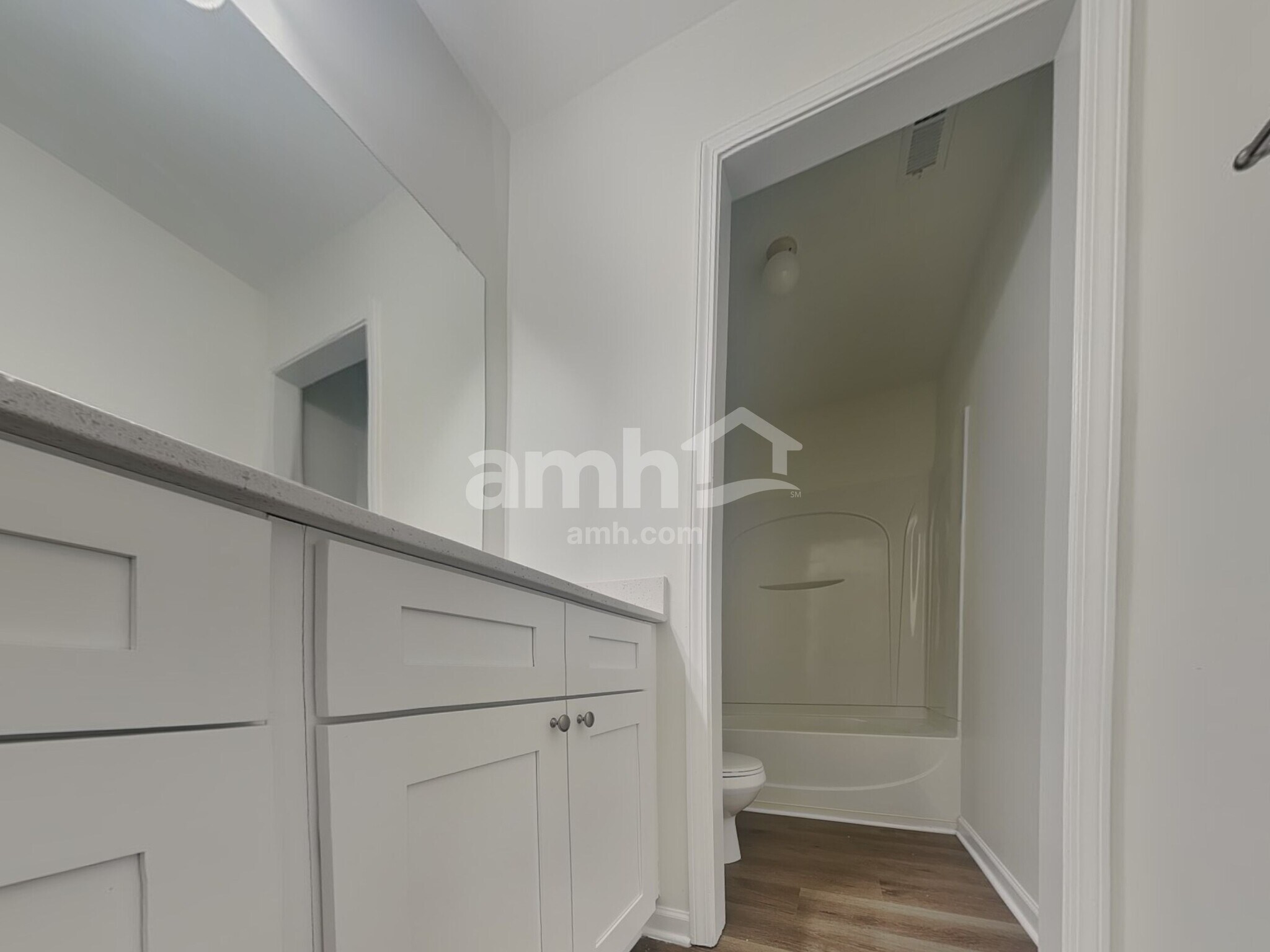 Building Photo - 146 Millen Dr