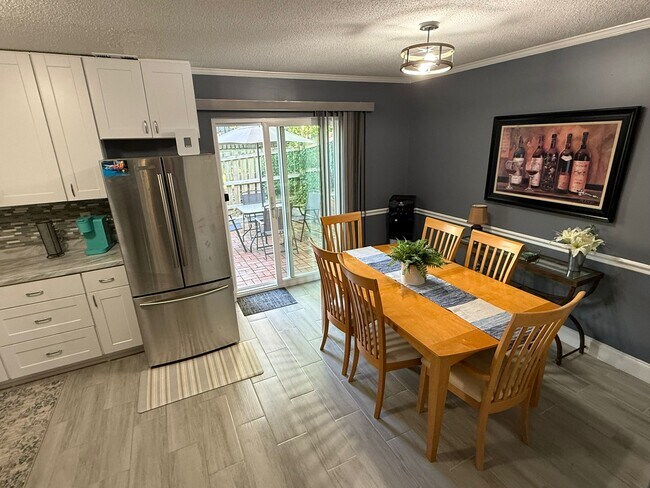 Building Photo - 5707 Bramblegate Rd