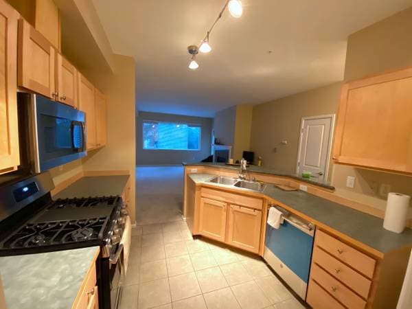 Kitchen - 503 225th Ln NE