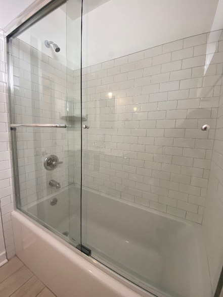 Building Photo - 1849 S Bentley Ave