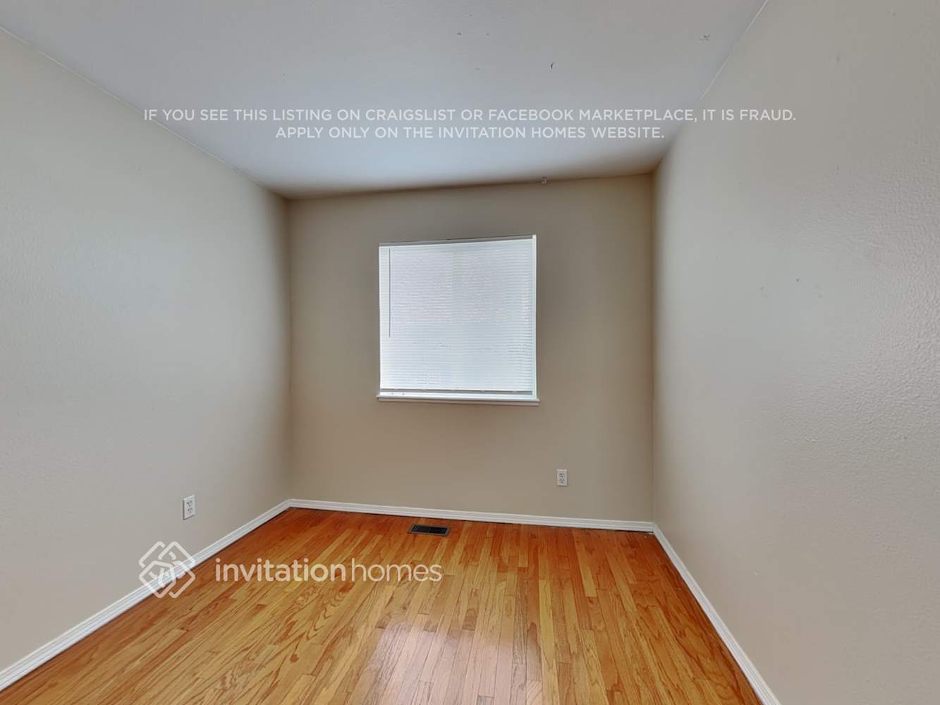 Building Photo - 842 Marshall Dr