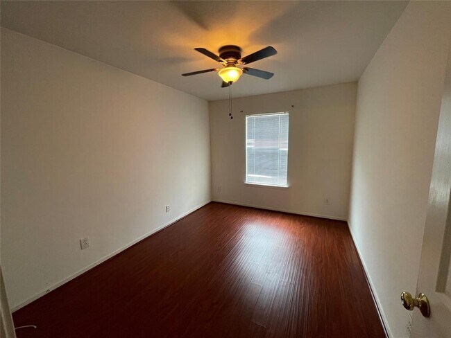 Building Photo - 3217 Maryfield Ln