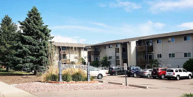Building Photo - 5030 El Camino Dr