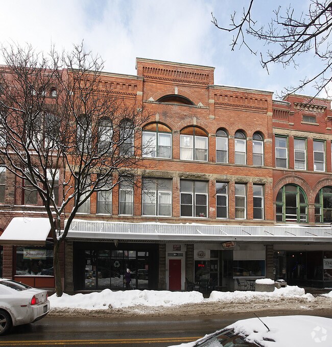 Primary Photo - 167-171 Main St