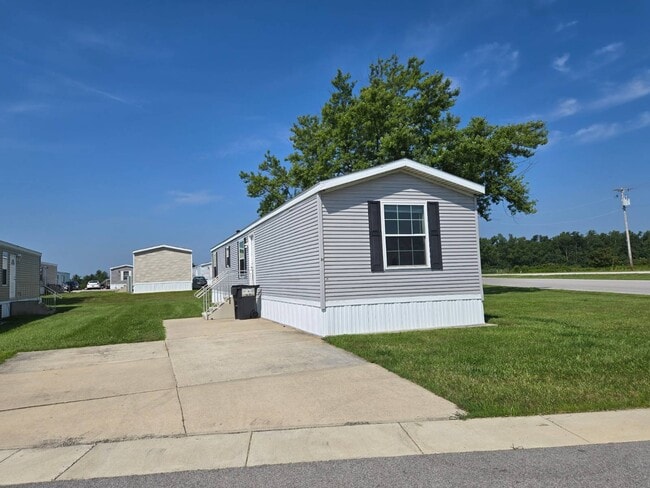 Primary Photo - 1301 OH-523