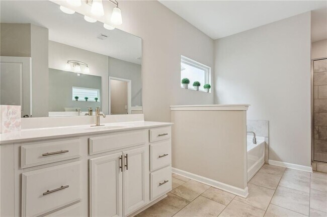 Building Photo - 4367 Waxwing St