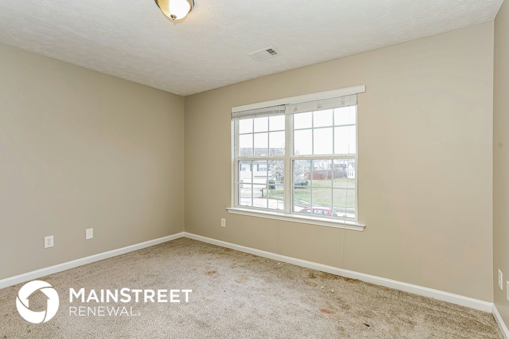 Building Photo - 1345 Kent Manor