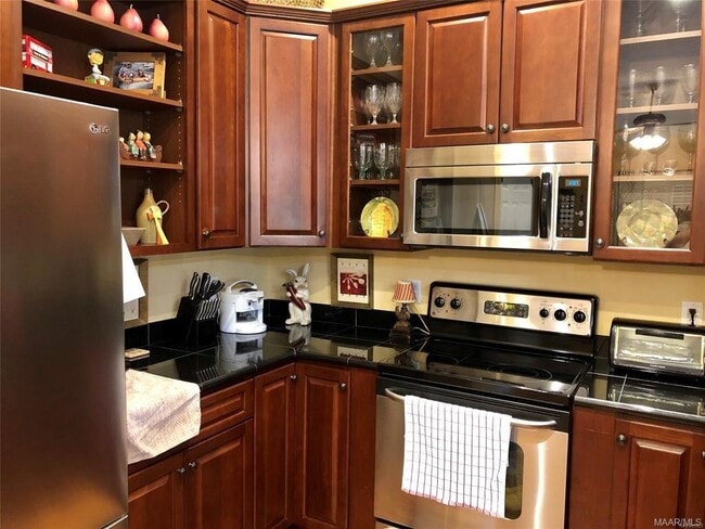 Building Photo - 9225 Harrington Cir