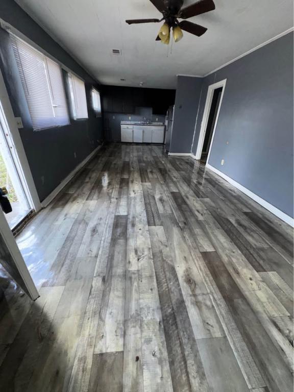Building Photo - 102 Pecan Ln