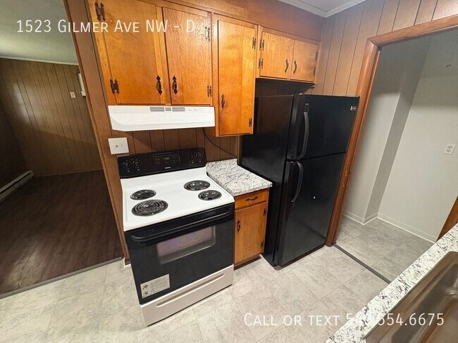 Building Photo - 1523 Gilmer Ave NW