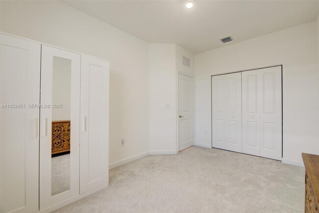 Building Photo - 12604 NW 23rd Pl