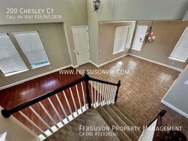 Building Photo - Fantastic Four Bedroom Home in Lincoln Cro...