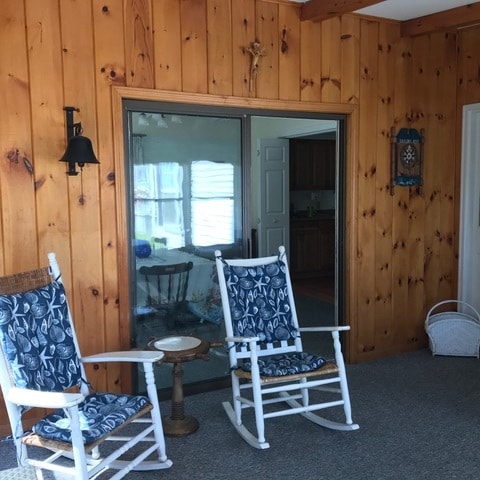 Building Photo - 72 Oceanside Dr