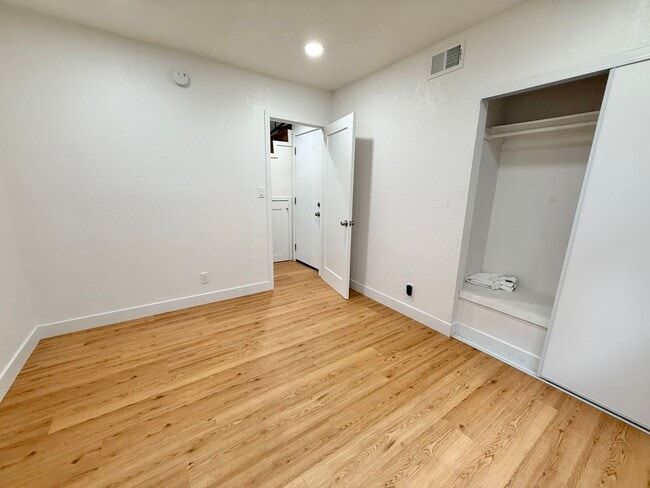 Building Photo - 851 Acapulco St