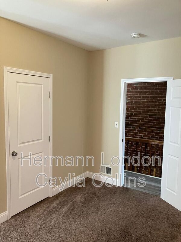 Building Photo - 3808 Folsom Ave