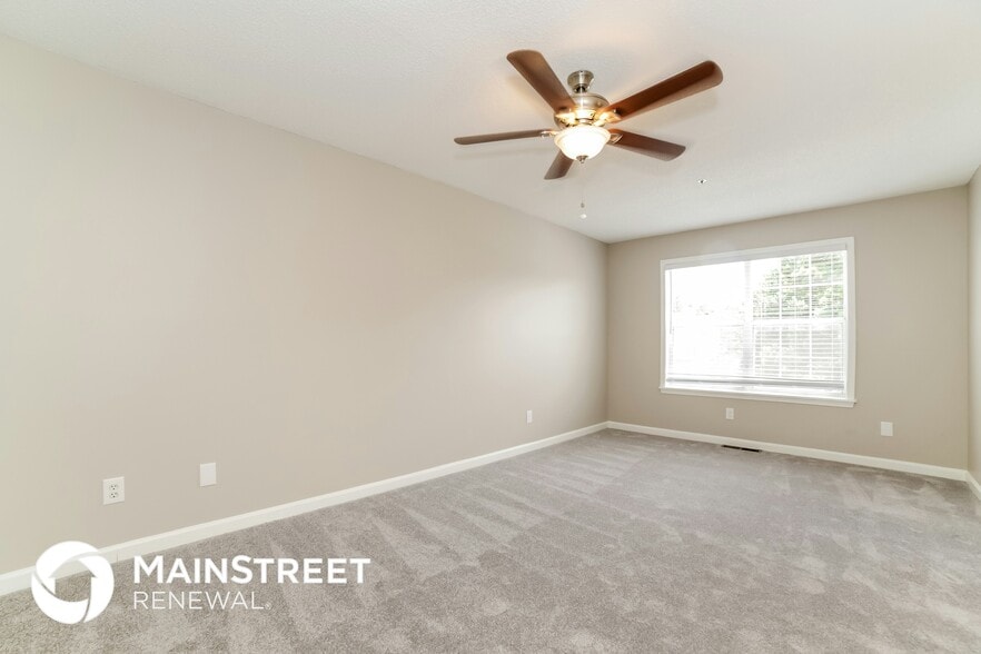 Building Photo - 3545 Lehigh Way