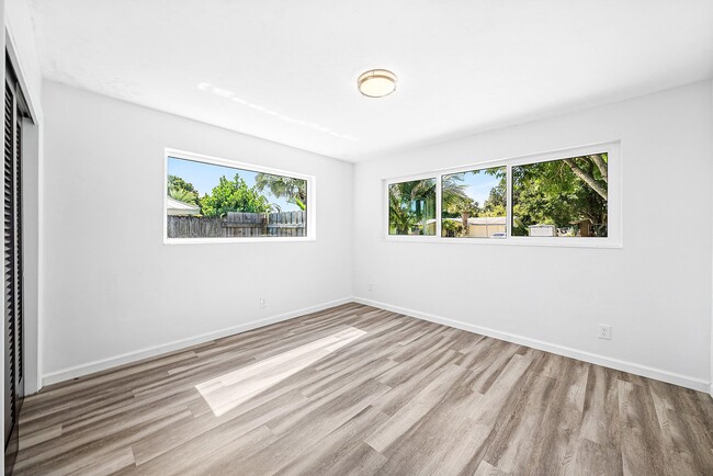 Building Photo - 308 Philadelphia Dr